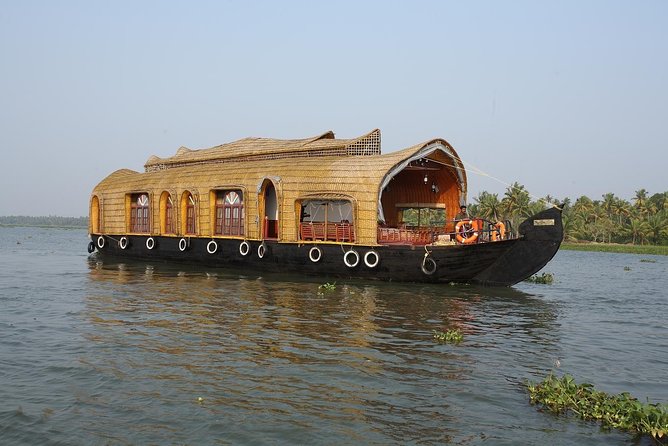 5 Days Budget Kerala Tour Packages by Sanguine Holidays - Day 4: Alleppey/Kumarakom backwaters and your private air-conditioned houseboat night