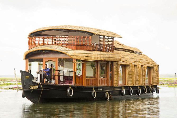6hrs Alleppey Houseboat Tour-Serene Canals, Local Life & Food. - Lunch, Coffee/Tea, and Pazampori: Kerala Food Timing That Makes Sense on Water