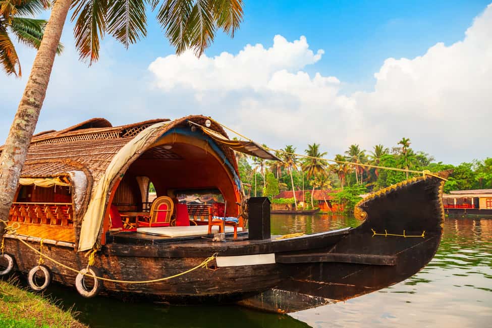 Alleppey / Alappuzha Houseboat Day Cruise with Lunch: Cochin - About the crew and private group setup