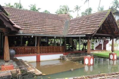 Best of Kerala - Your Fort Kochi day: palace, synagogue, nets, and a 1503 church