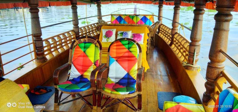 Cochin : Alleppey/Alappuzha Backwater Canoe (Shikara) Cruise - Who should book this shikara cruise (and who should skip it)