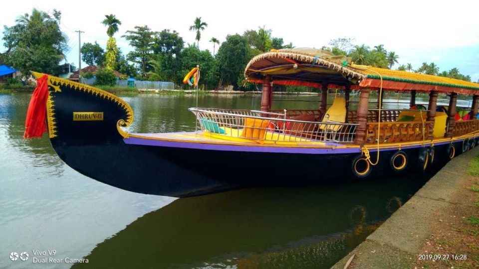 Cochin : Alleppey/Alappuzha Backwater Canoe (Shikara) Cruise - Private group value: when $50 feels fair