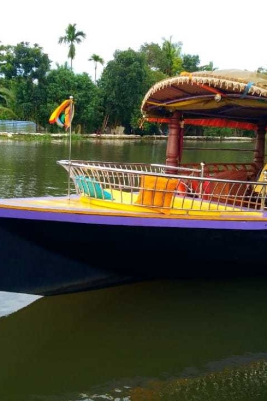 Cochin : Alleppey/Alappuzha Backwater Canoe (Shikara) Cruise - Optional guide: worth it if you like meaning, not just views