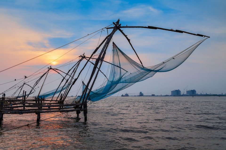 Fort Kochi & Chinese Fishing Nets Private Walking Tour - Where You Meet and What to Bring Before You Start