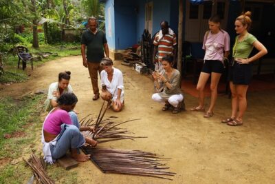 Full Day Backwater Village Punting Boat Cruise - Vaikom village time: banana-leaf lunch and craft explanations you can see