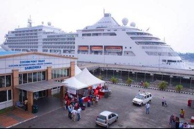 Half-Day Private Taxi Tour in Kochi - St. Francis Church and Fort Kochi’s Old European Footprint