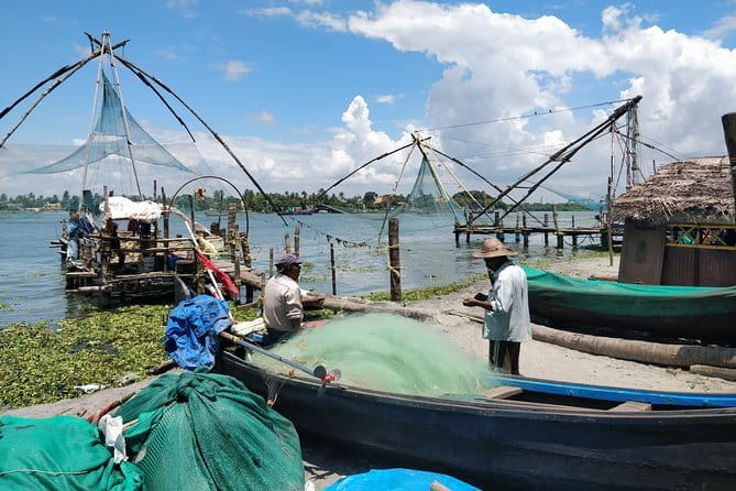 Half Day Village Sunset Eco House Boat Tour-From Cruise Terminal - Dinner in a Village Setting and the Return to Cochin