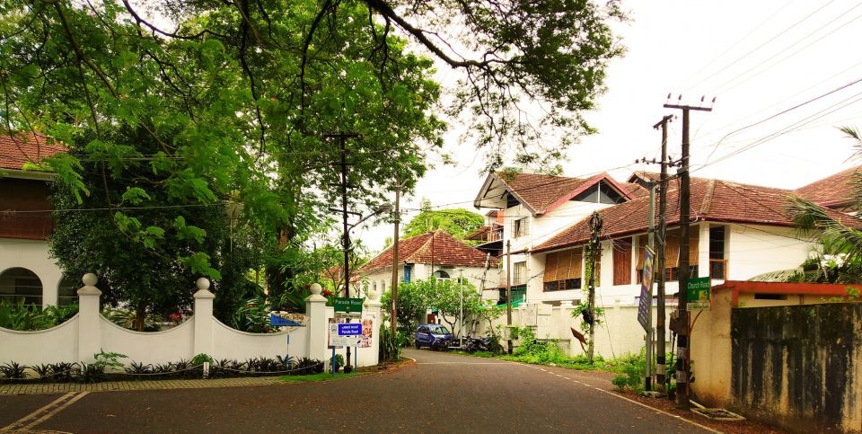 Highlights of Cochin: Group Tour from Cochin Port - From the ship berth to Fort Kochi: tight timing, real orientation