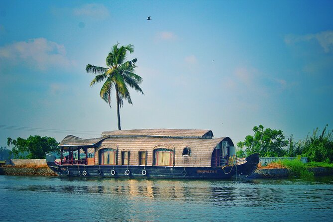 Kerala Beauty, Kochi with Alleppey Houseboat Cruise -03 Days Tour - Day 2: the Alleppey backwaters houseboat night you’ll remember