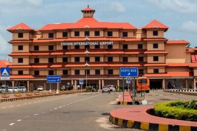 Kochi Airport Transfer - Air-Conditioned Ride and Luggage Help on Arrival Day