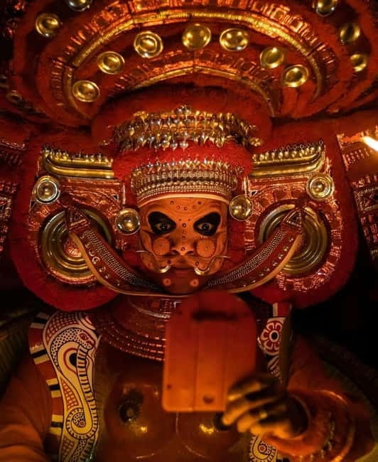 Kochi: Kathakali, Theyyam, and Kalaripayattu Evening Show - A Kerala Cultural Evening Built Like a Story