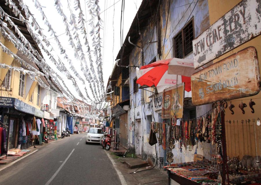 Kochi: Local Street Food Guided Walking Tour with Tastings - Key things I’d circle before you go