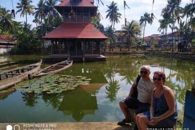 Kochi Private Guided (Taxi car ) Mattancherry with a local and free hotel pickup - The 8:00am start: Fort Kochi Beach as your base