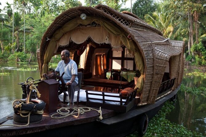 Kochi Private Tour: Kerala Backwater Shikara (Shaded Canoe Boat) Day Cruise - Cochin pickup to Alleppey boarding: the smooth start that matters