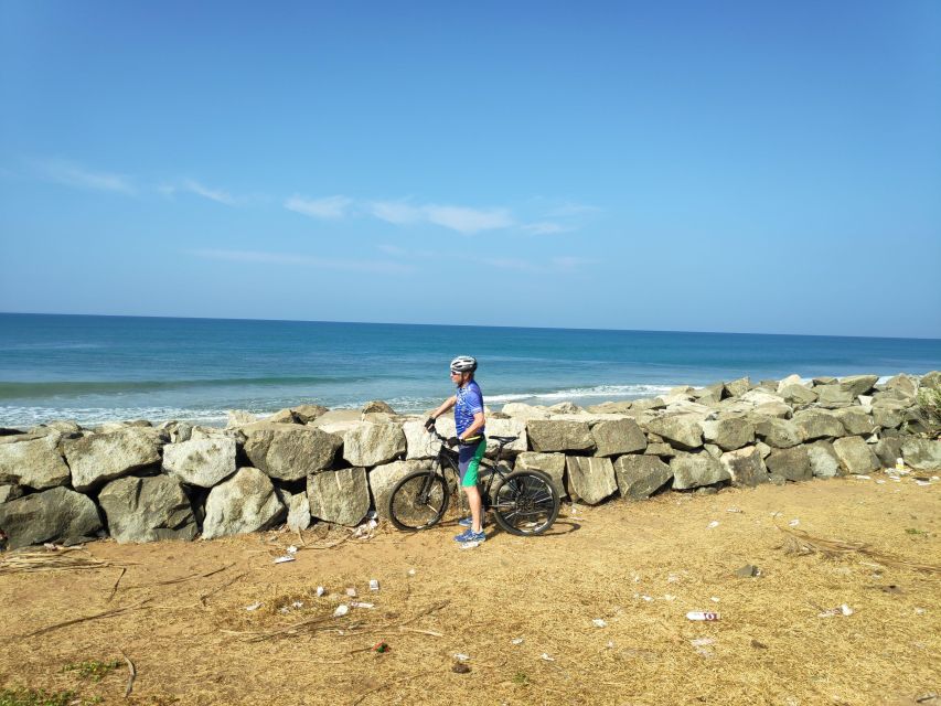 Kochi to Marari/ Kumarakom/ Alleppey eBike/Cycling Tour - Beach stops that actually break up the ride: Anthakaranazhi, Kannamali, Kanamaly, Marari