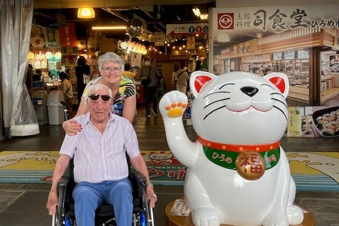 Port Pick-Up: Kochi Tour with Licensed Guide and Vehicle - Shopping streets in Kochi: Obiyamachi and Harimayabashi