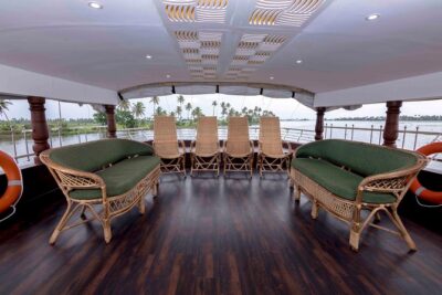 Private 3 Bedroom Luxury Houseboat Trip in Alleppy Backwaters - Stops That Feel Local: St. Mary’s Basilica, Village Canals, and Village-Scale Views