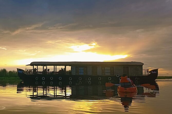 Sunset Cruise with Village Life and Local Food - Your about-three-hours canoe cruise: wildlife, fishermen, and quiet water