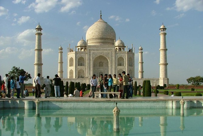 Taj Mahal Sunrise and Agra overnight Tour from Kochi with Flights - Price and what you’re really paying for (at $650 per person)
