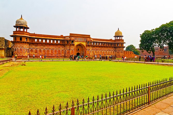 Taj Mahal Sunrise and Agra overnight Tour from Kochi with Flights - Mehtab Bagh at sunset: the quieter Taj view strategy